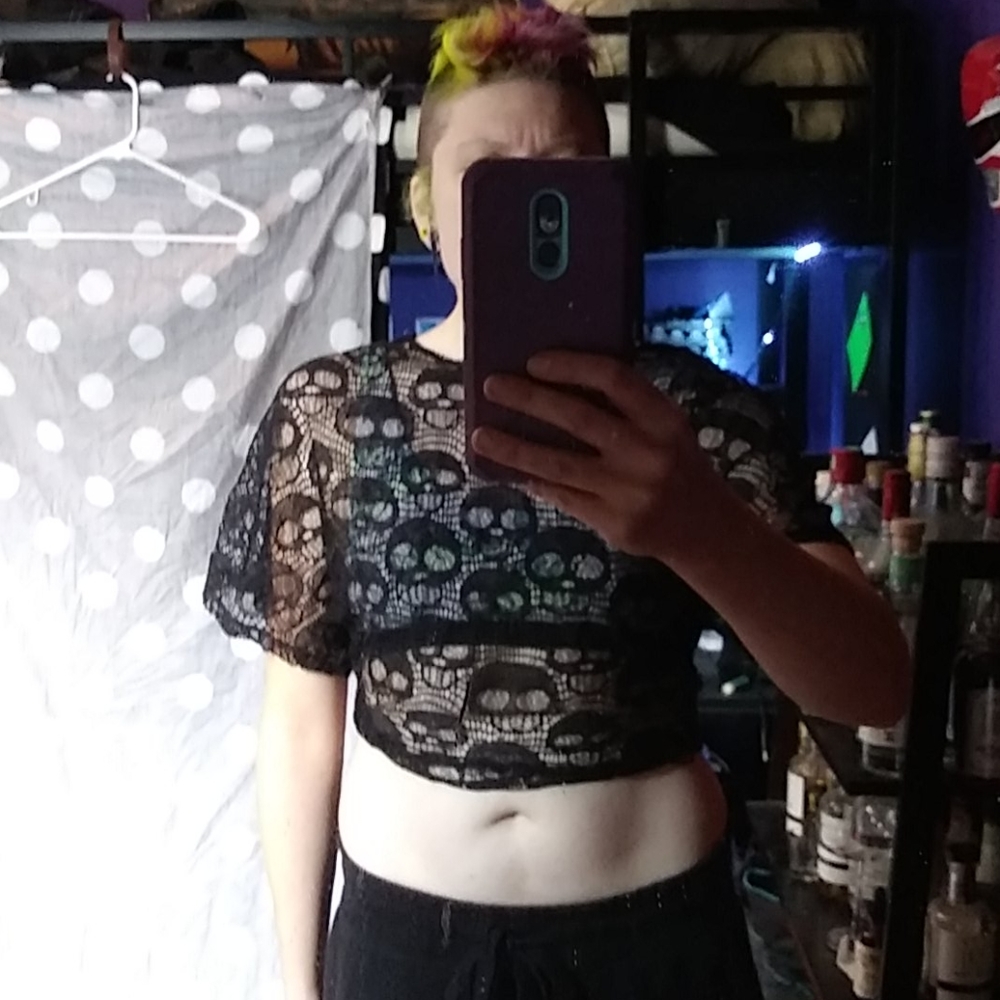 Mesh skull crop top black size small